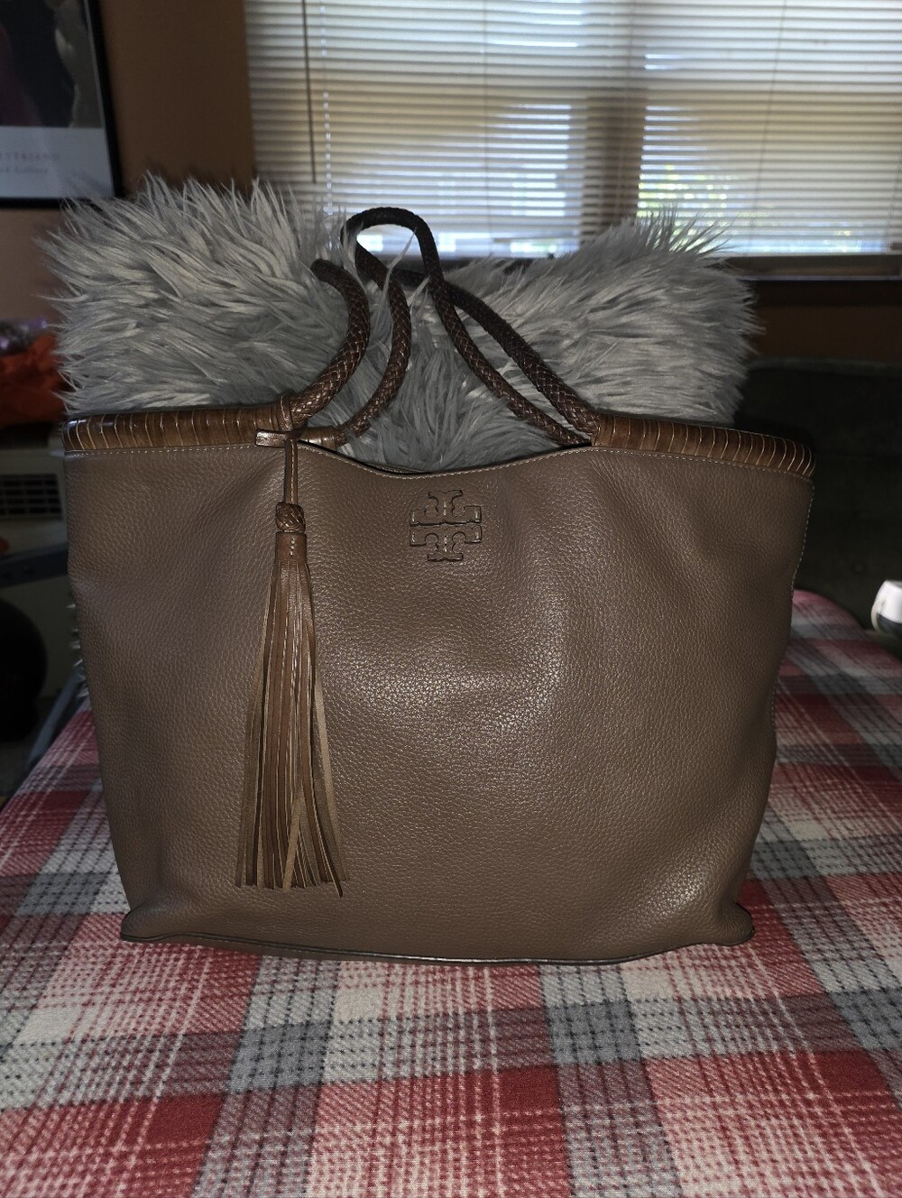 (SOLD)Tory Burch Brown Pebble Leather Tassel Tote